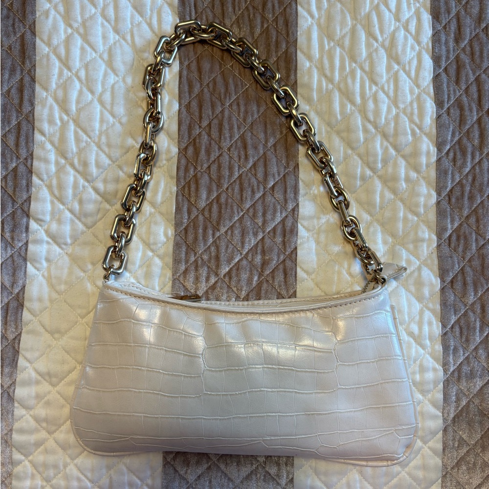 Zara Croc-Embossed Shoulder Bag in Light Cream with Gold Chain